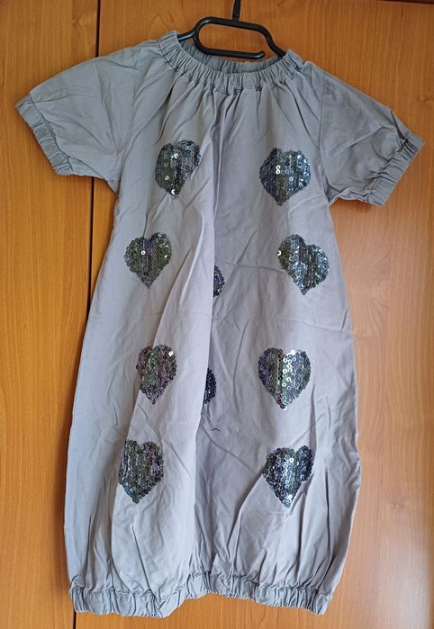 Рокли и полички 122/128