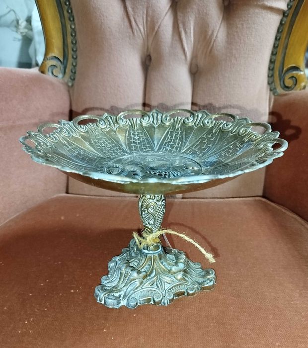 месингова фруктиера