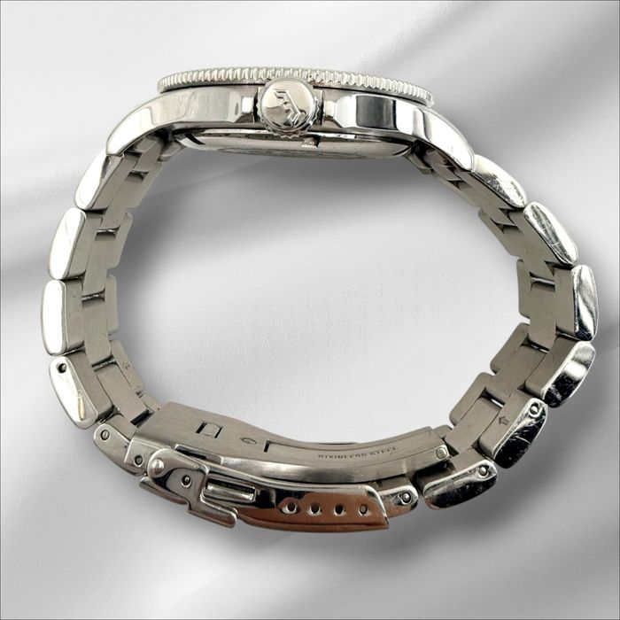 Glycine Combat Sub Automatic – Швейцарски дайвър часовник