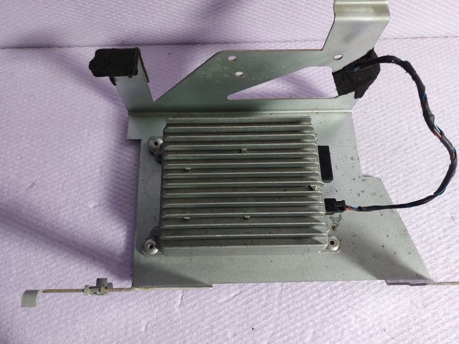Modul încărcare baterie BMW F01 F02 F06 F07 F10 F11 F12 Cod 9240236