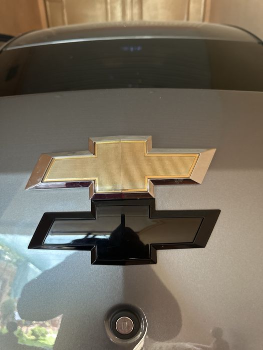 Chevrolet Cobalt orqa tomon logosi