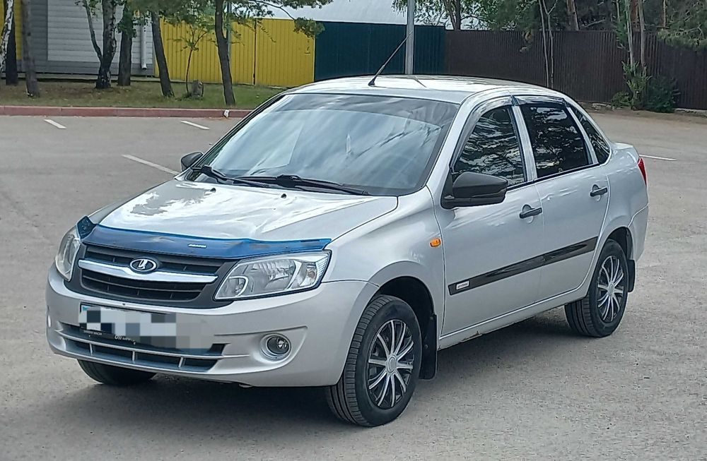 Автомобиль Лада Гранта