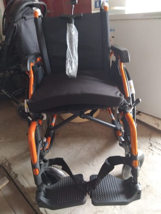 Коляска инвалидная