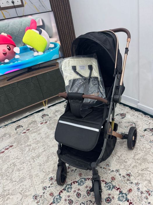 Продам коляску, новая.