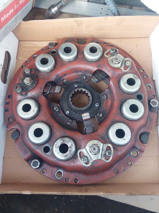 Продам  сцепление  на мтз