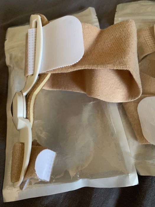 Коригиращи шини за изпъкнало кокалче и силиконови разделители