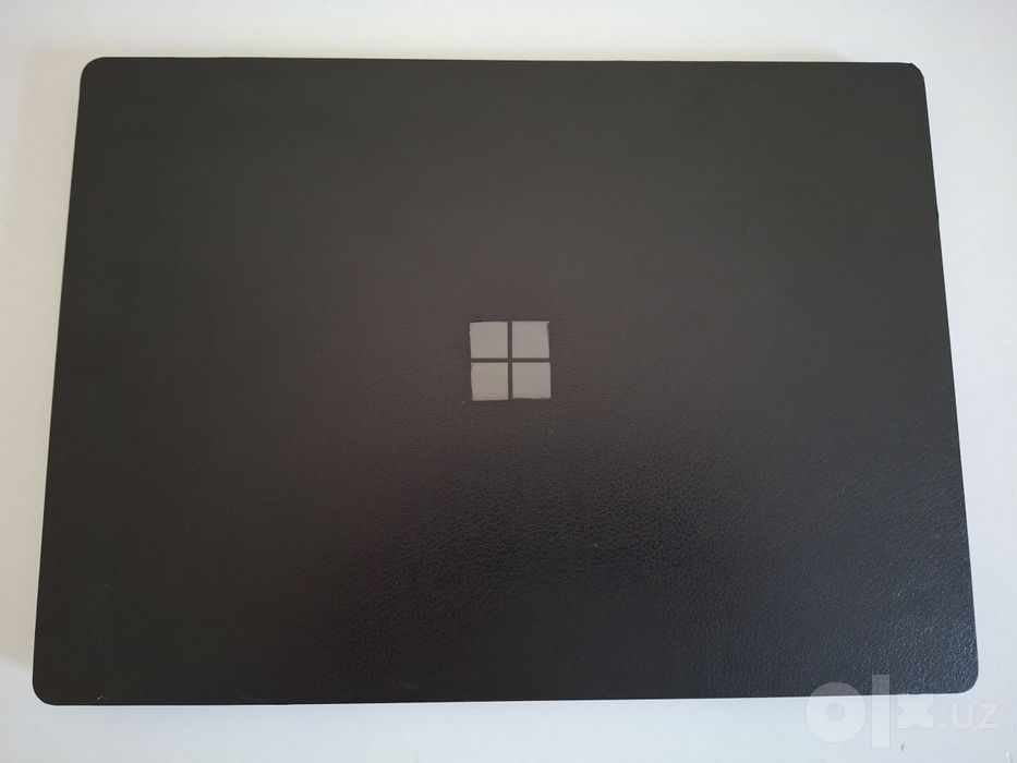 SURFACE Laptop Go 2