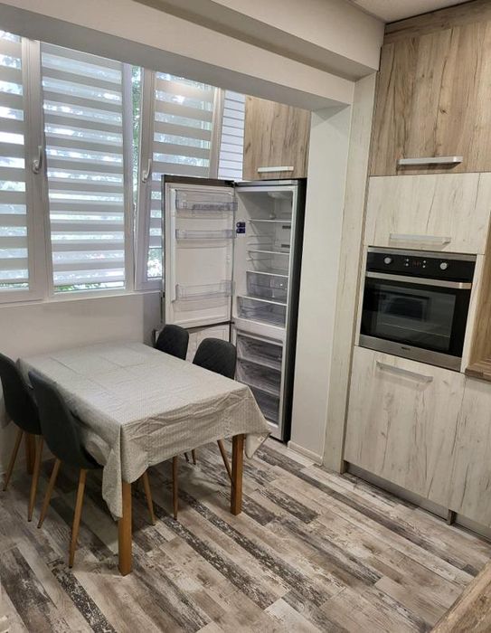 Дава се под наем Двустаен апартамент в Пловдив, Гагарин - 65 кв.м за 425 € - Снимка #3