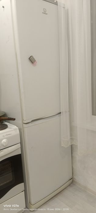 Продам холодильник б/у