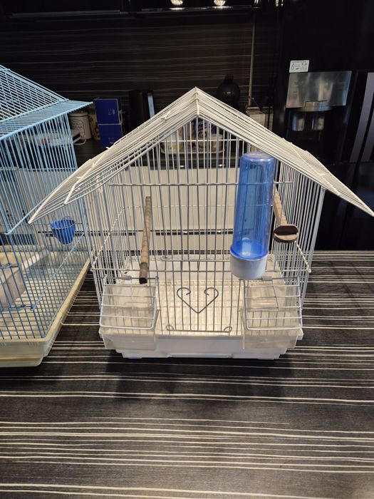 клетки/ 2 къщички/ за птици