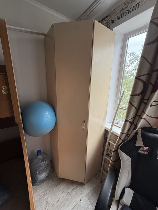 Шкаф угловой для прихожей и не только