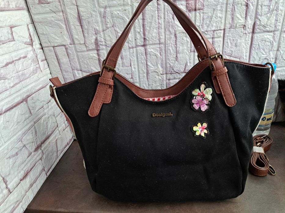 дамска чанта Desigual,черна текстилна чанта,торба