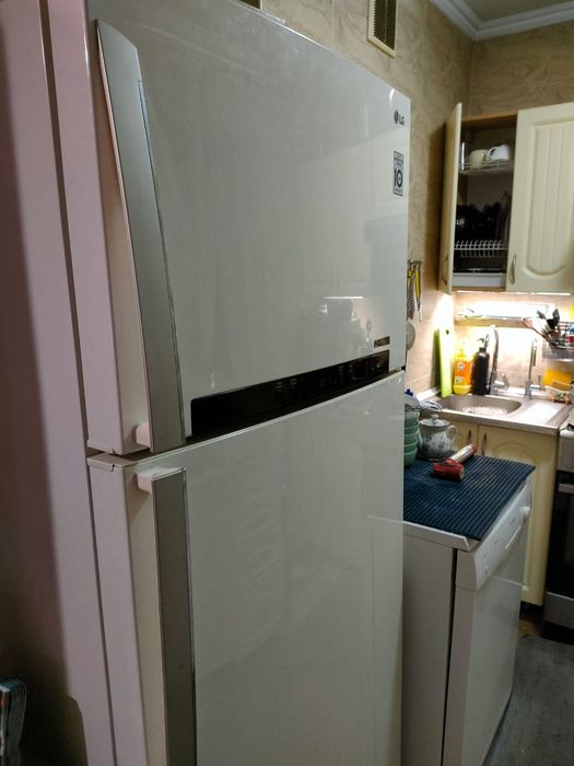 Холодильник LG двухкамерный