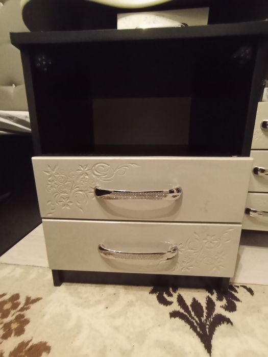 Продам спальный гарнитур