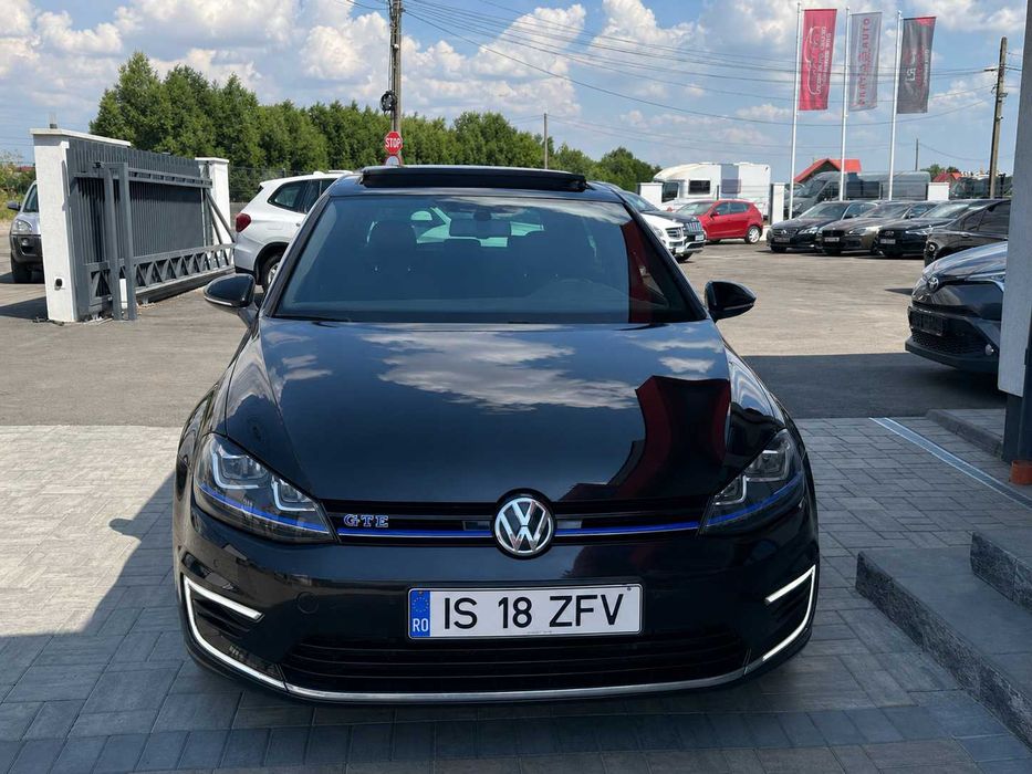 VW Golf 7 GTE 1,4 plug in hibrid 2016 automat full accept variante !