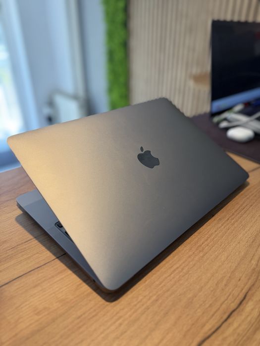 MACBOOK Air M1 2020 256Gb/8Gb Ram @atsgsm.ro