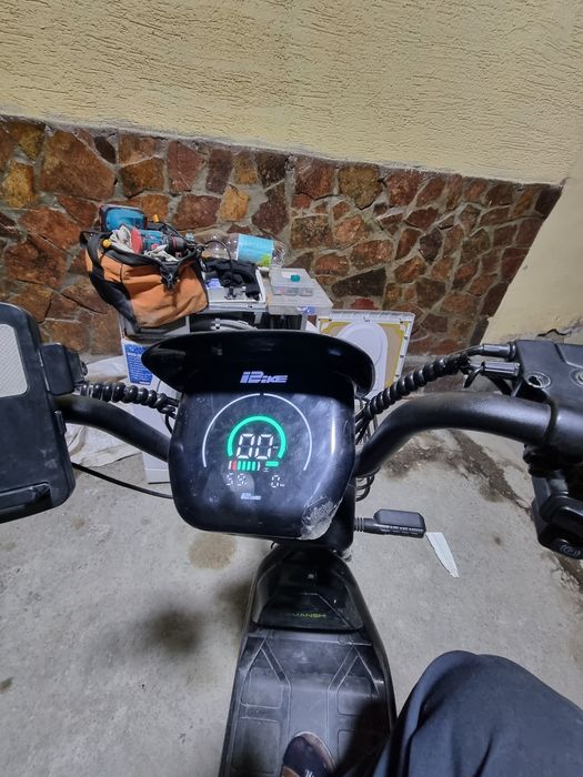 Tesla elektra skuter