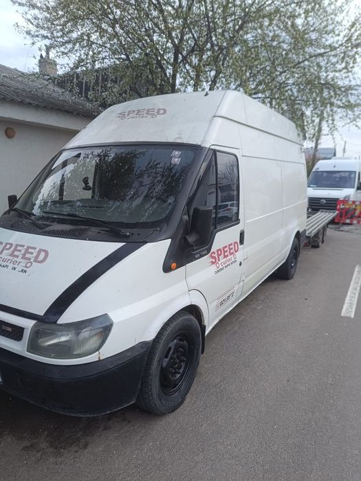 Închiriez dubă   Ford transit