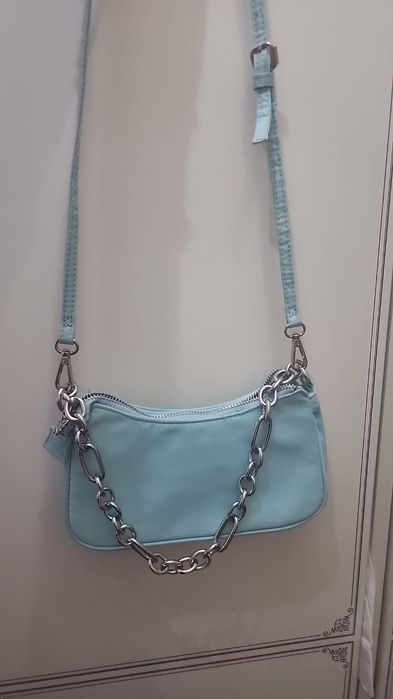 оригинальная сумочка Bershka