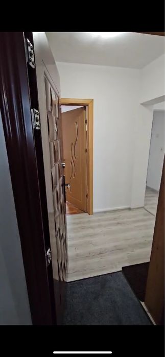 Inchiriez apartament 2 camere