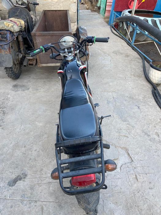 Обмен на ваз мотик и масквич