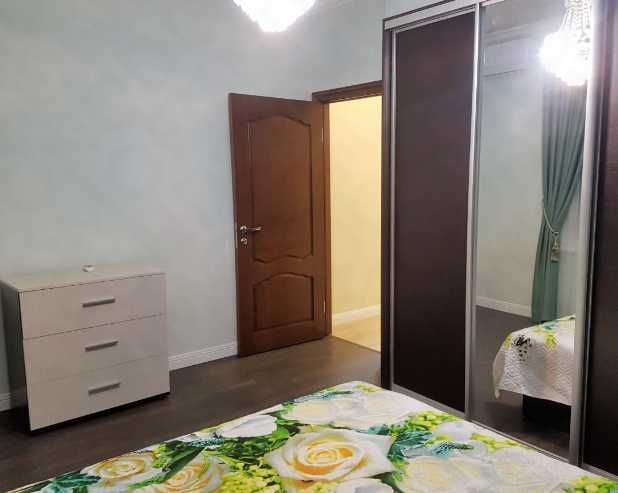 Дава се под наем Тристаен апартамент в Пловдив, Център - 90 кв.м за 331.5 € - Снимка #3