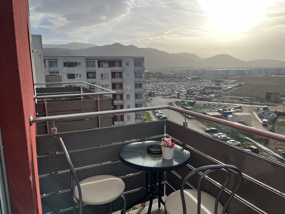 Garsoniera avantgarden 3 LIBER REVELION SI CRACIUN