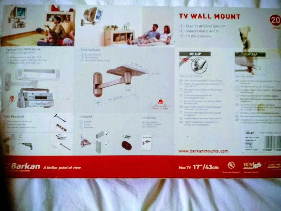 Продавам нова стойка за телевизор за/на стена