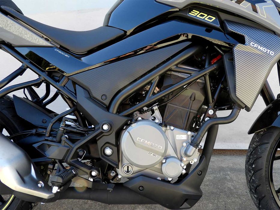 Motocicleta CFMOTO 300NK ABS 2026 | Finantare rapida