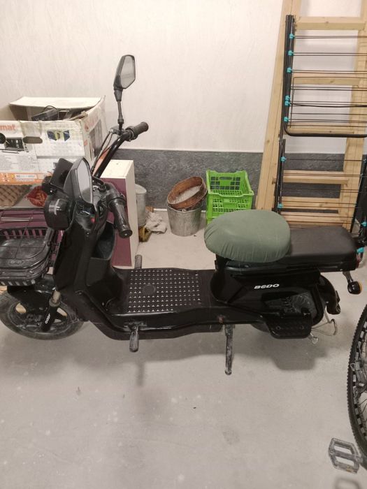 Skuter sotiladi pachti yangide