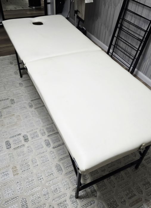 Кушетка для массажа