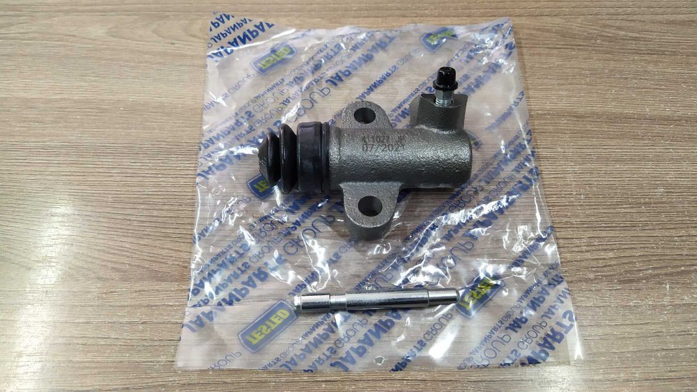 Рабочий цилиндр сцепления Ниссан Террано WD21, R20, R50, Patrol 60, 61