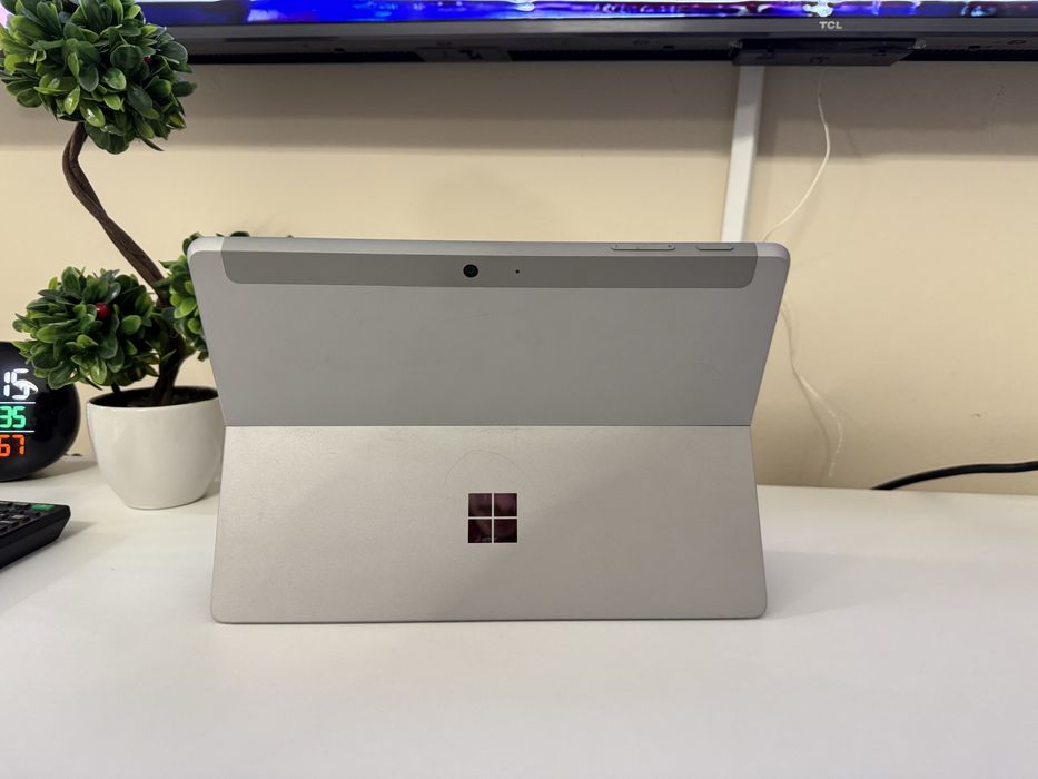 Microsoft Surface Go 3 64GB, Windows 11 Home в режим S