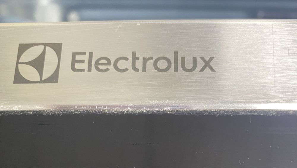 Стъклокерамичен котлон Electrolux HOC620X