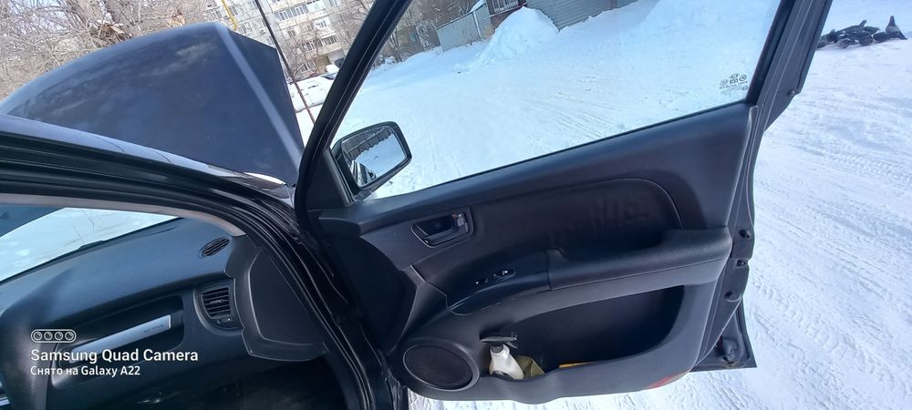 Продам Kia Sportage