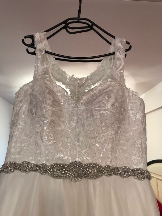 Vând rochie de Mireasă NOUĂ.