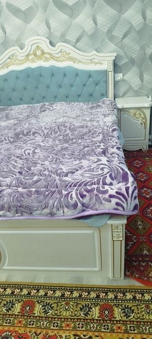 Спальный гарнитур .