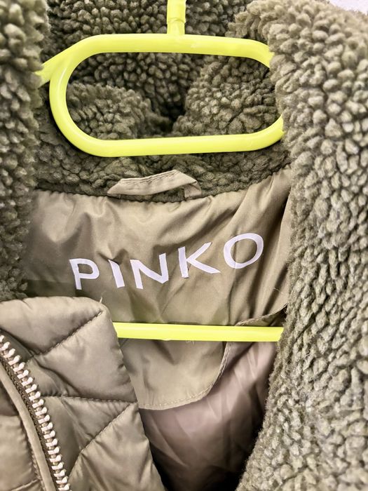 Зимно яке Pinko в много добро състояние xs- размер, но отговаря на S-M
