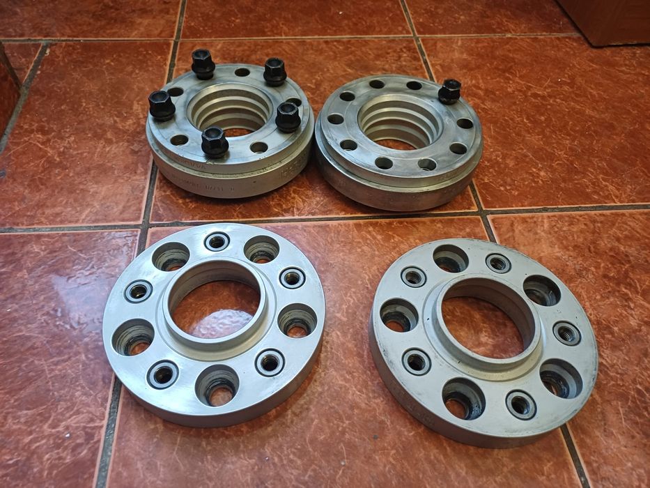 Set distantiere auto