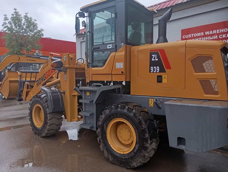 Фронтальный погрузчик 1,4куб