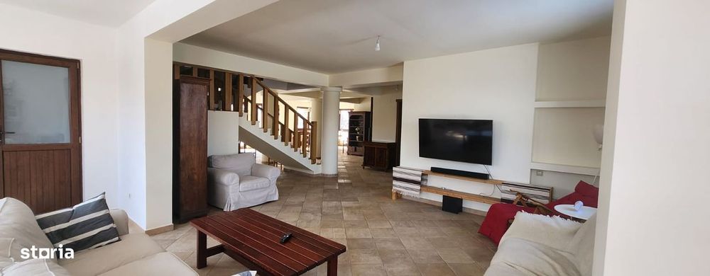 Casa Stupini, P+E+M, 7 camere, 5 bai,  teren 3900 mp!