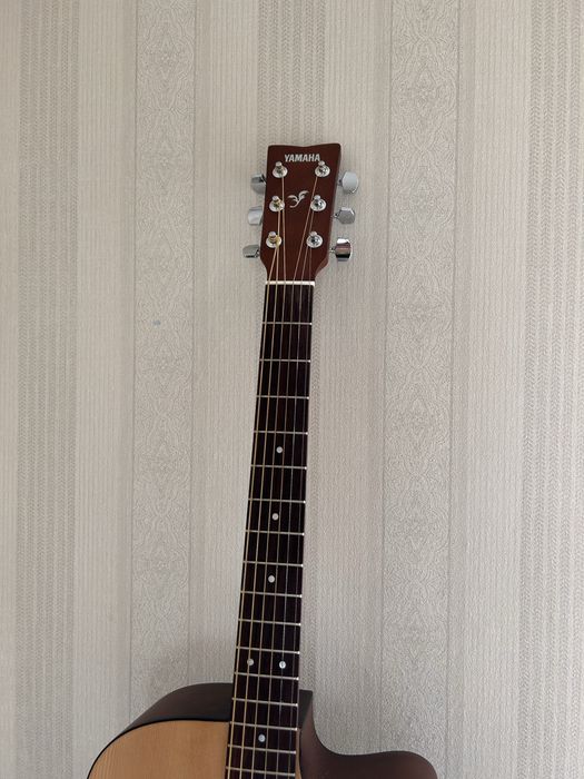 Акустическая гитара Yahama FS100C