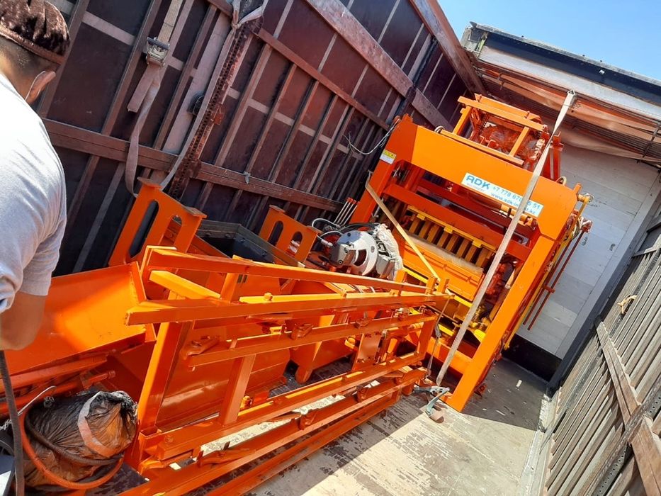 Вибропресс для производства брусчатки и сплитерных блоков