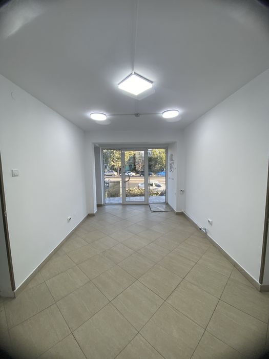 Vand spatiu comercial micro 39 strada principală