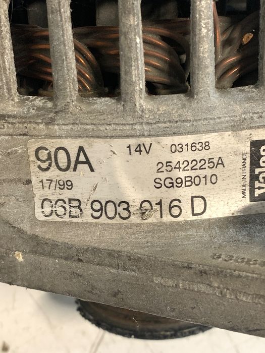 Alternator Audi A4 B5 / Passat B5 / B5,5 1994 - 2001 1.8T 06B903016D