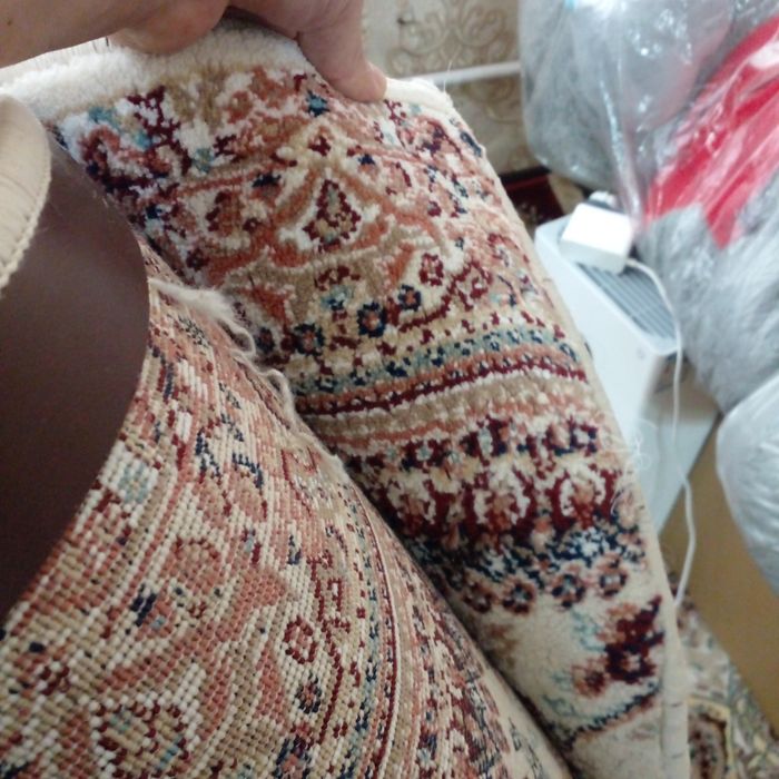 Продам ковры новые 4 шт 3/4. 3/2