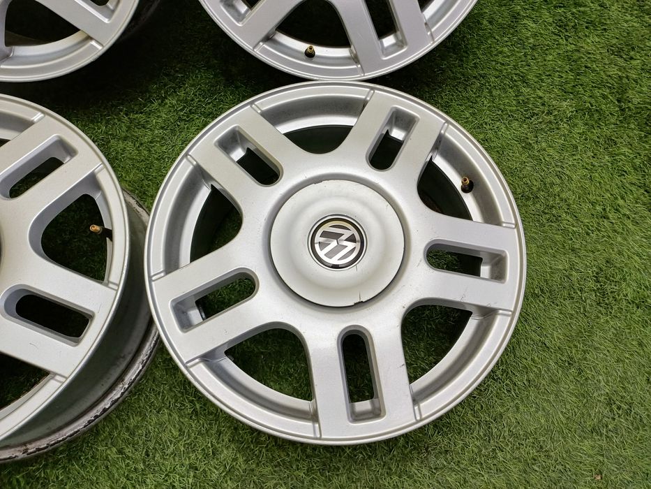 Диски R16 5×100 на Volkswagen (Polo, Golf4)