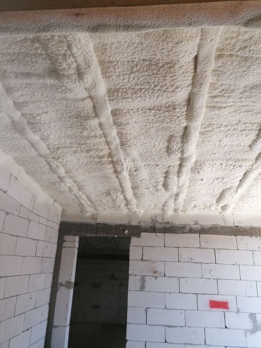 Izolații cu Spuma Poliuretanica Constanta,Tulcea,Ialomita, etc