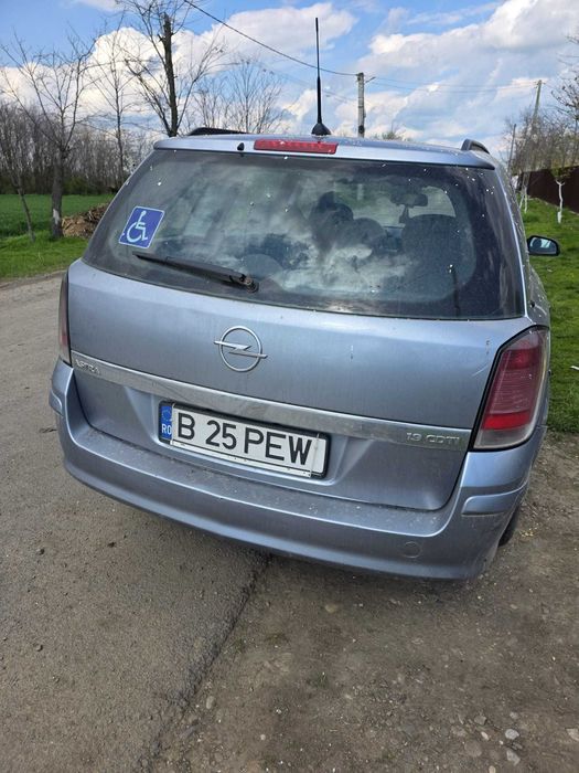 URGENT – Opel Astra H AUTOMATĂ 2005 – adaptată handicap – 1500€ NEGOCIABIL