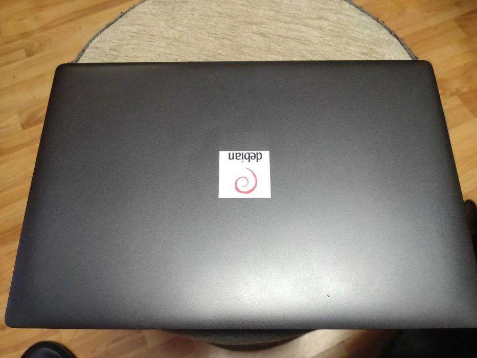 Dell Latitude 5401 / Corei7 9850H / 32GB RAM / 256GB SSD / NVidia mx150 2GB RAM + Докинг Станция Dell WD19 + Dell 130W Зарядно